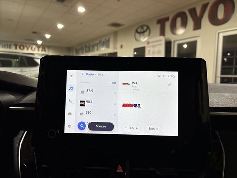 Certified 2024 Toyota Corolla SE image 17