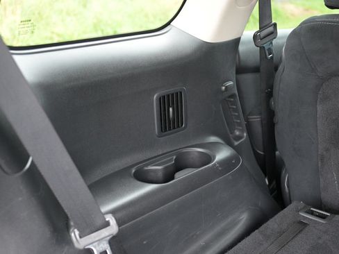 Used 2015 Nissan Pathfinder SV FWD image 42