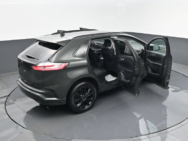 Used 2022 Ford Edge SE w/ Black Appearance Package AWD/4WD image 23