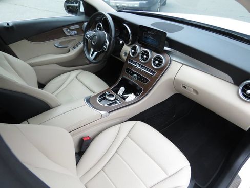 Used 2019 Mercedes-Benz C 300 4MATIC Sedan image 14