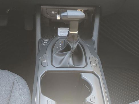 New 2025 Kia K4 EX image 17