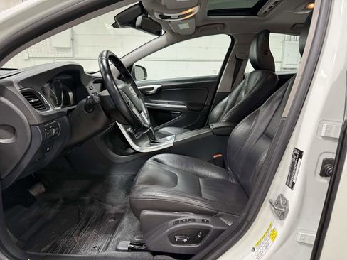 Used 2014 Volvo S60 T5 image 7