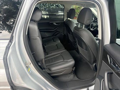 Used 2022 Audi Q7 3.0T Premium w/ Convenience Package image 23