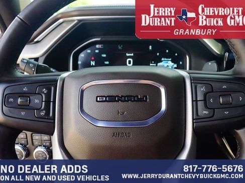 Used 2024 GMC Sierra 1500 Denali w/ Technology Package AWD/4WD image 15
