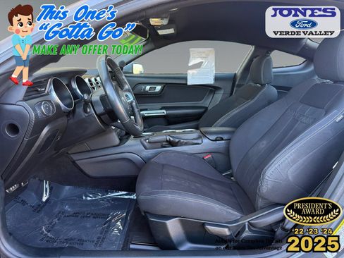 Certified 2022 Ford Mustang Coupe RWD image 12