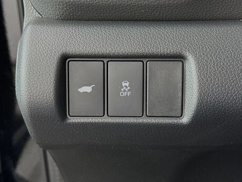 Used 2023 Honda Pilot Touring image 10