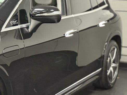 Certified 2023 Mercedes-Benz EQS 580 4MATIC SUV image 9