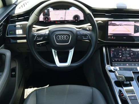 Used 2023 Audi Q7 3.0T Premium Plus w/ Premium Plus Package AWD/4WD image 10