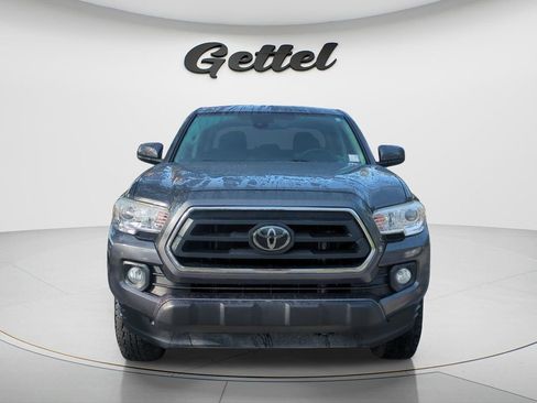 Used 2021 Toyota Tacoma SR5 RWD image 2