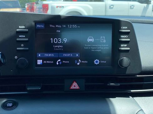 Used 2025 Hyundai Elantra Sport FWD image 15