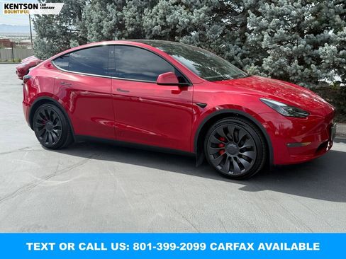 Used 2023 Tesla Model Y Performance image 11