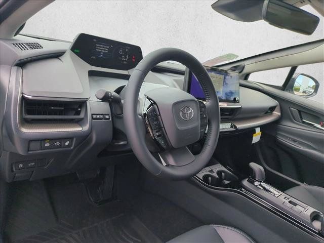 New 2027 Toyota Prius Limited FWD image 3