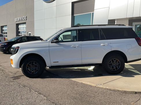 New 2025 Ford Expedition Tremor image 2