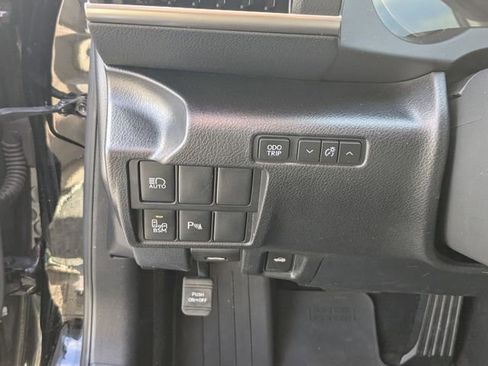 Used 2020 Lexus IS 300 w/ Navigation Package image 12