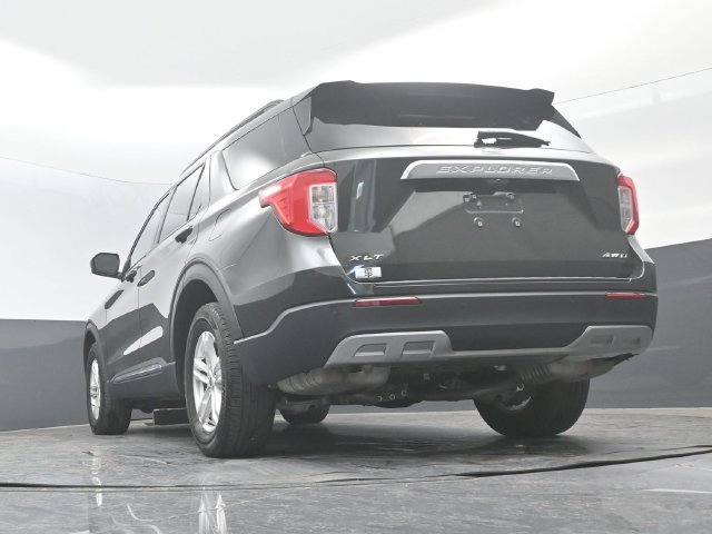 Certified 2023 Ford Explorer XLT w/ Equipment Group 202A AWD/4WD image 22