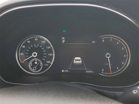 Used 2022 Genesis GV70 2.5T w/ Select Package image 17