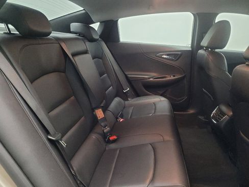 Used 2024 Chevrolet Malibu LT image 19
