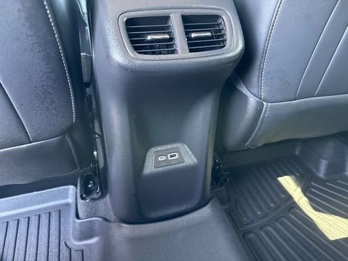 Used 2023 Buick Envision Essence FWD image 16