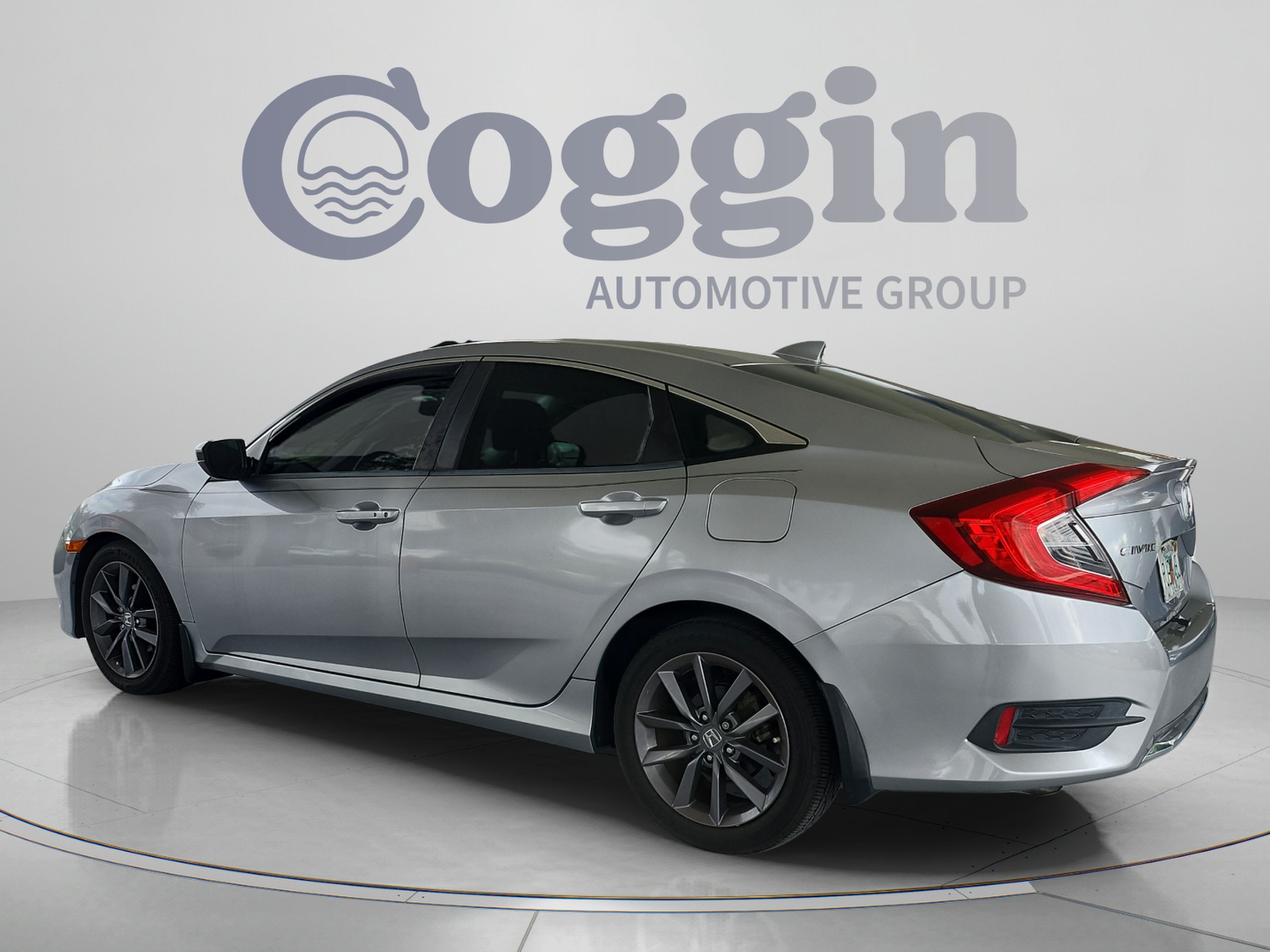 Used 2019 Honda Civic EX image 3