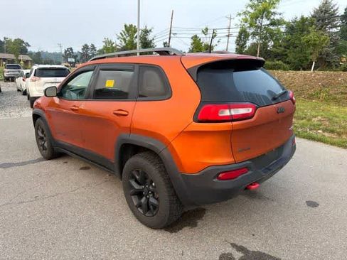 Used 2016 Jeep Cherokee Trailhawk AWD/4WD image 13