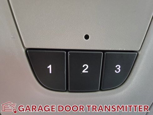 Used 2019 Chevrolet Impala Premier FWD image 31