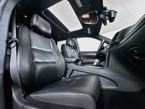 Used 2021 Jeep Grand Cherokee Limited RWD image 27