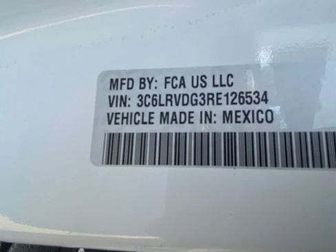 Used 2024 RAM ProMaster 2500 w/ Convenience Group image 28