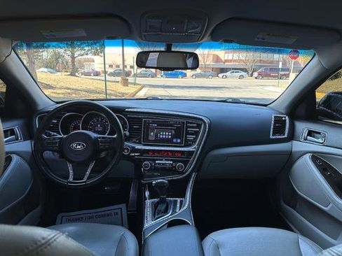 Used 2015 Kia Optima EX image 9