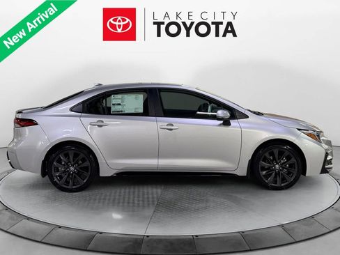 New 2026 Toyota Corolla XSE image 6