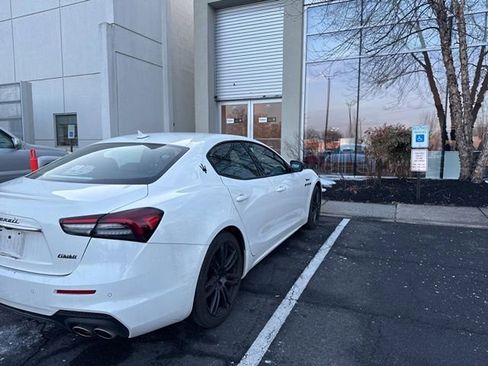 Certified 2024 Maserati Ghibli Modena Ultima Q4 image 10