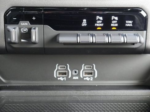 New 2025 RAM 1500 Big Horn image 24