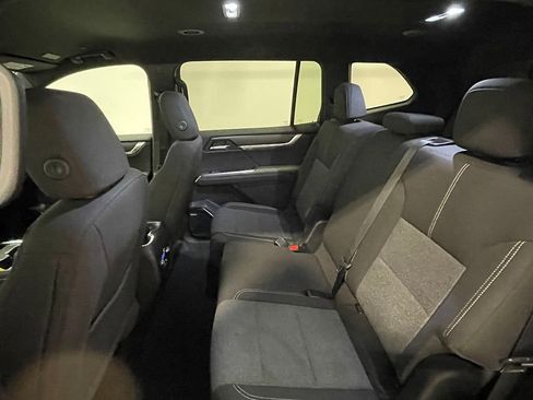 Certified 2025 GMC Acadia Elevation image 23