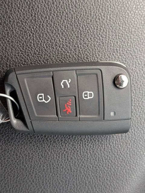 Used 2022 Volkswagen Jetta S FWD image 26