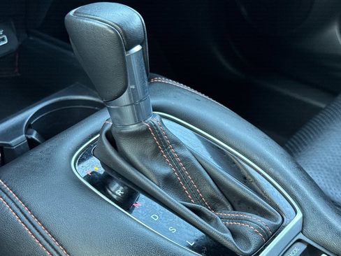 Used 2023 Honda HR-V Sport image 18