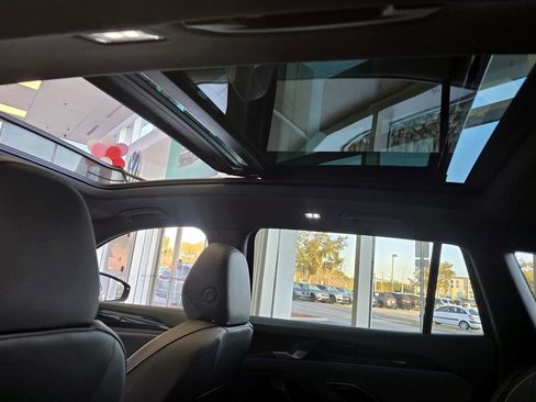 New 2026 Volkswagen Tiguan SEL R-Line image 23