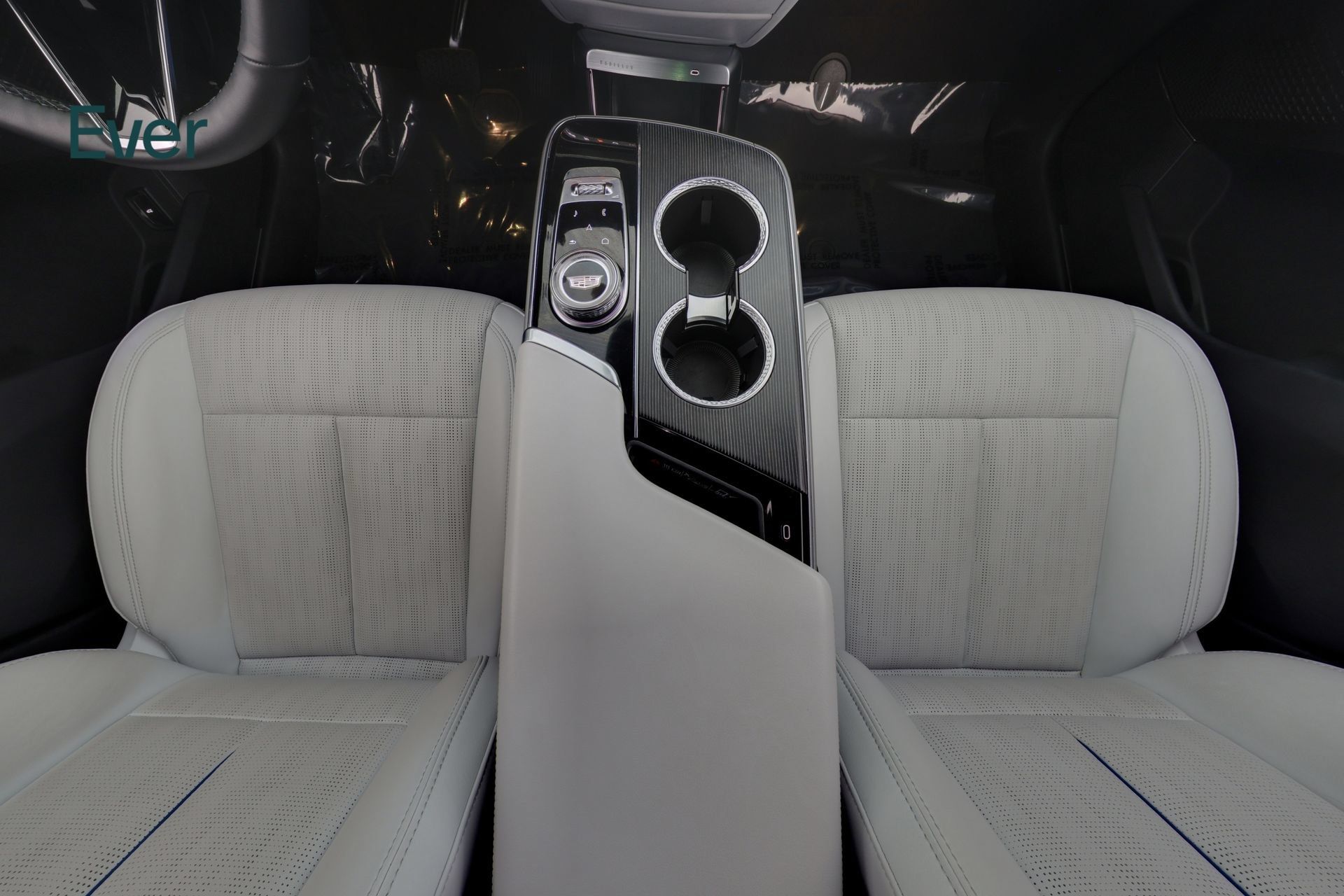 Used 2024 Cadillac Lyriq Sport RWD image 27