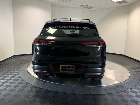 Certified 2026 INFINITI QX60 Autograph w/ Dark Cargo Package AWD/4WD image 6