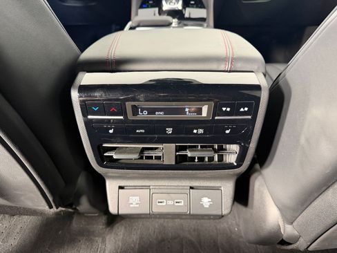 Used 2024 Acura MDX Type S AWD/4WD image 31