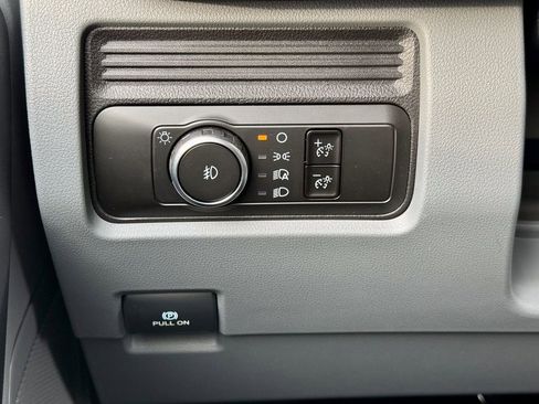 New 2026 Ford F550 4x4 Crew Cab image 28