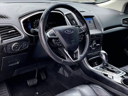 Used 2016 Ford Edge Titanium AWD/4WD image 14