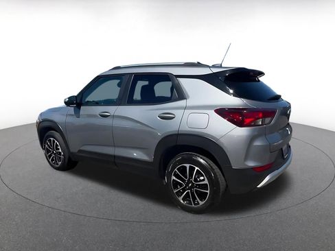 Used 2025 Chevrolet TrailBlazer LT image 10