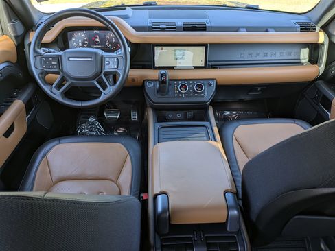 Used 2020 Land Rover Defender 110 X image 23