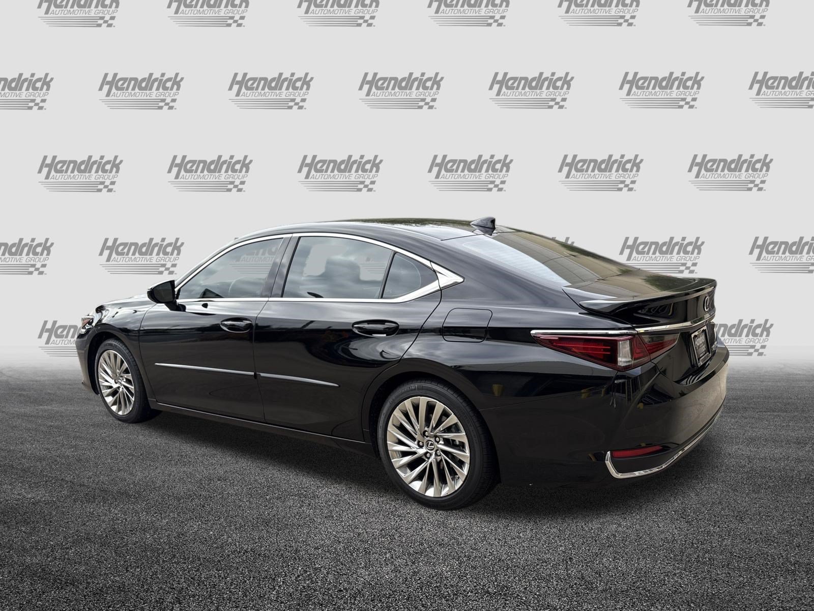 Used 2023 Lexus ES 300h w/ Protection Package (P2) FWD image 8
