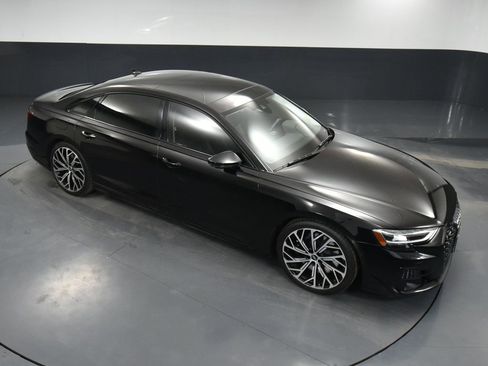 Used 2022 Audi S8 image 56