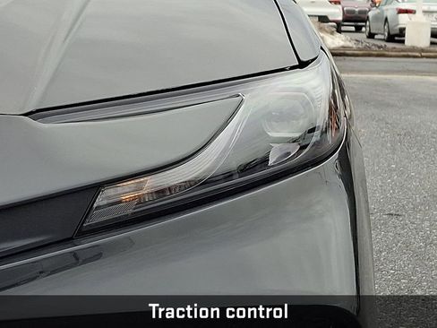 Used 2025 Toyota Camry LE image 11