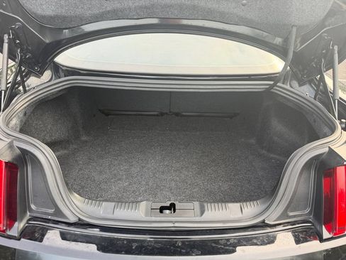 Used 2017 Ford Mustang GT RWD image 21
