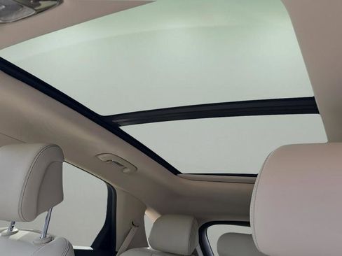 New 2026 Genesis GV70 2.5T Select w/ G1 Accessory Package image 6