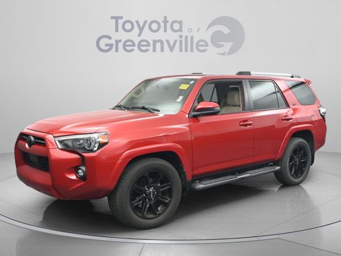 Used 2022 Toyota 4Runner SR5 RWD image 1