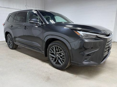 Used 2024 Lexus TX 350 AWD w/ Captains Chair Package image 3