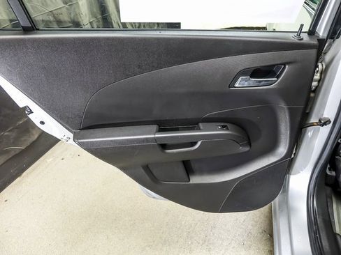 Used 2014 Chevrolet Sonic LT image 19